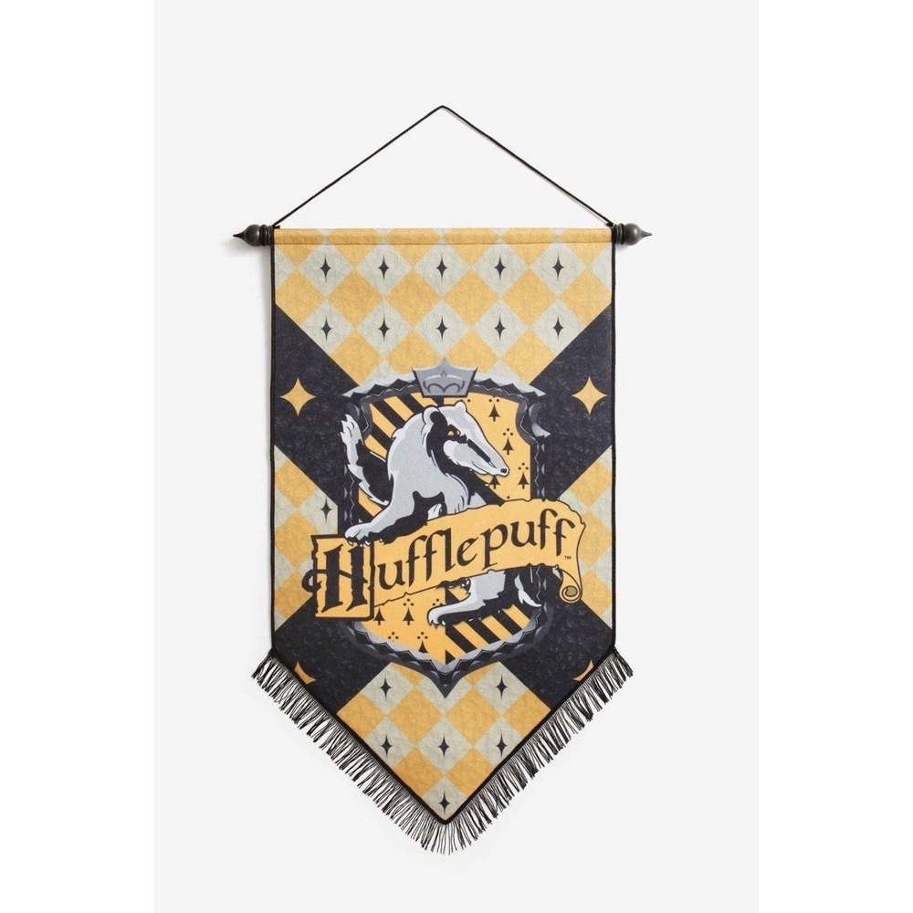 Calhoun Harry Potter Hufflepuff Felt Banner 23.6" x 39" Fantasy